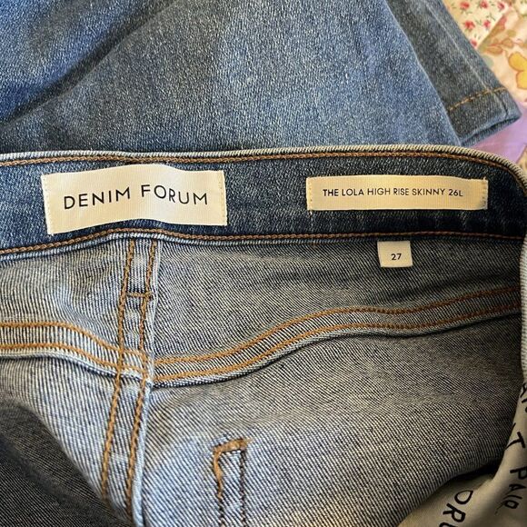 Aritzia Denim Forum The Lola High Rise Skinny Jeans 26L - Picture 6 of 7